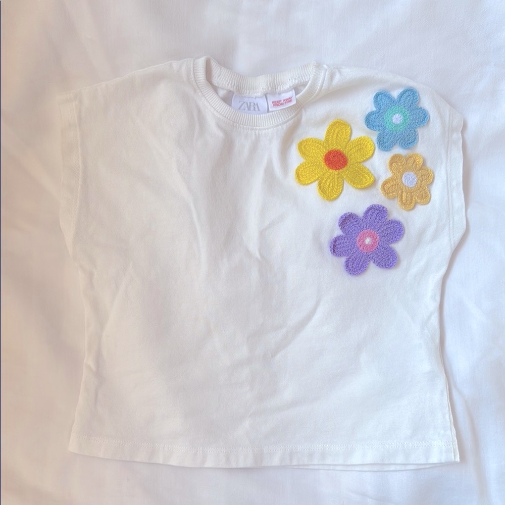 Zara White Appliqué T-Shirt with Colorful Flower Patches